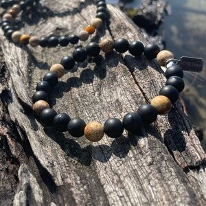 8mm Matt & Matt/Polished Onyx with Brown Jasper.